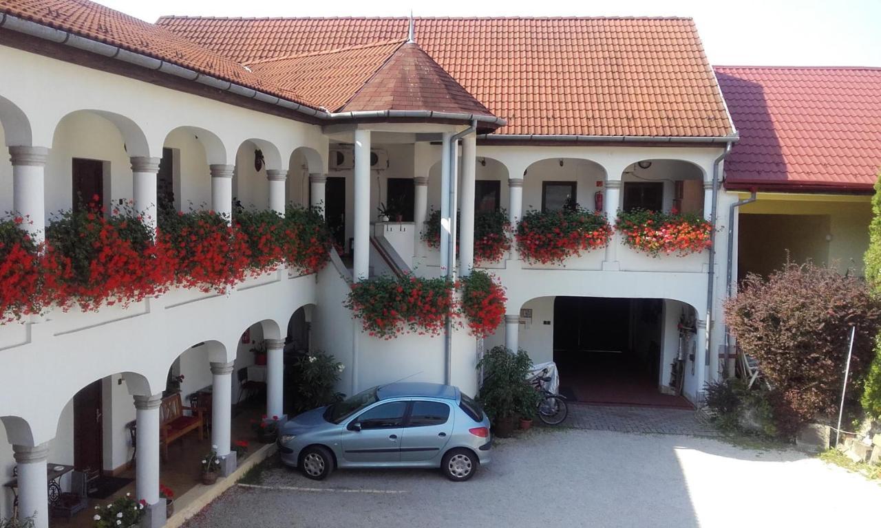 Eden Panzio Bed & Breakfast Eger Eksteriør bilde
