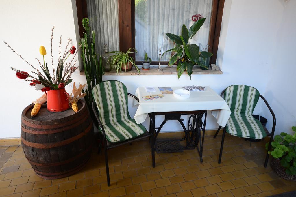Eden Panzio Bed & Breakfast Eger Eksteriør bilde