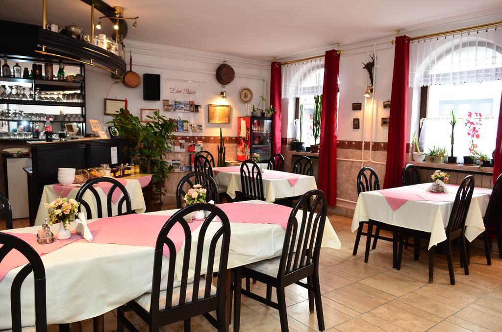 Eden Panzio Bed & Breakfast Eger Eksteriør bilde