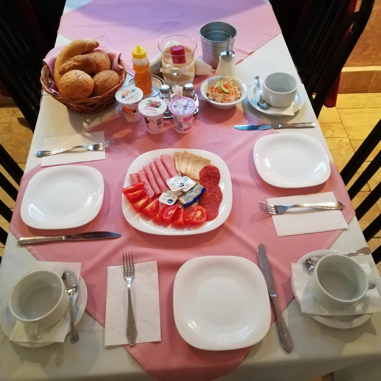Eden Panzio Bed & Breakfast Eger Eksteriør bilde